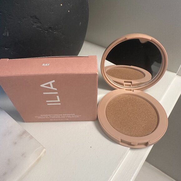 BNIB Ilia Sunshift Weightless Silky Cream Bronzer with 12-hour Wear - Ray - Picture 2 of 3